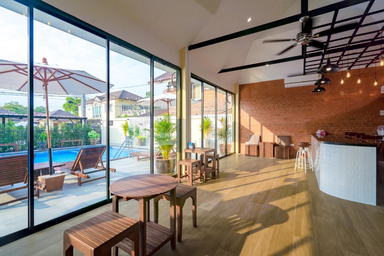 Suphan Lake Hometel Banguecoque Exterior foto